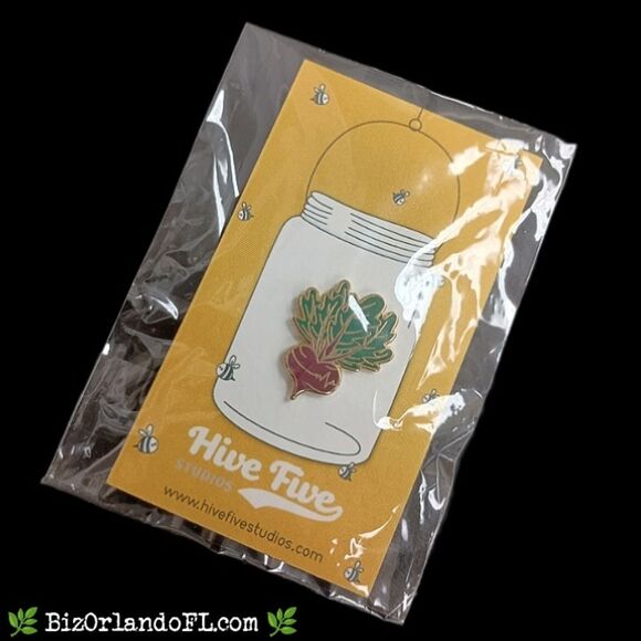 ENAMEL PINS: Heart Beet Enamel Pin ** BRAND NEW ** - Picture 1 of 2